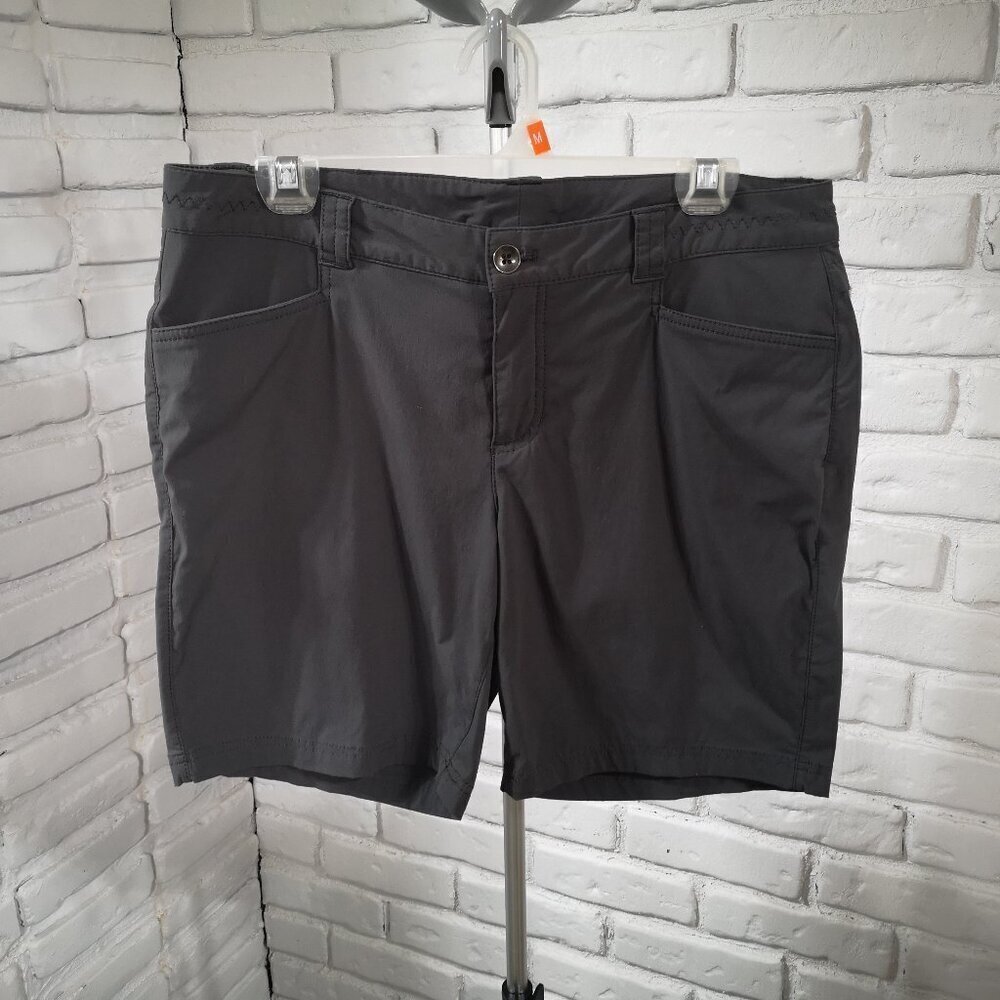 Eddie Bauer Ladies Size 10 Grey Straight Fit Lightweight Shorts